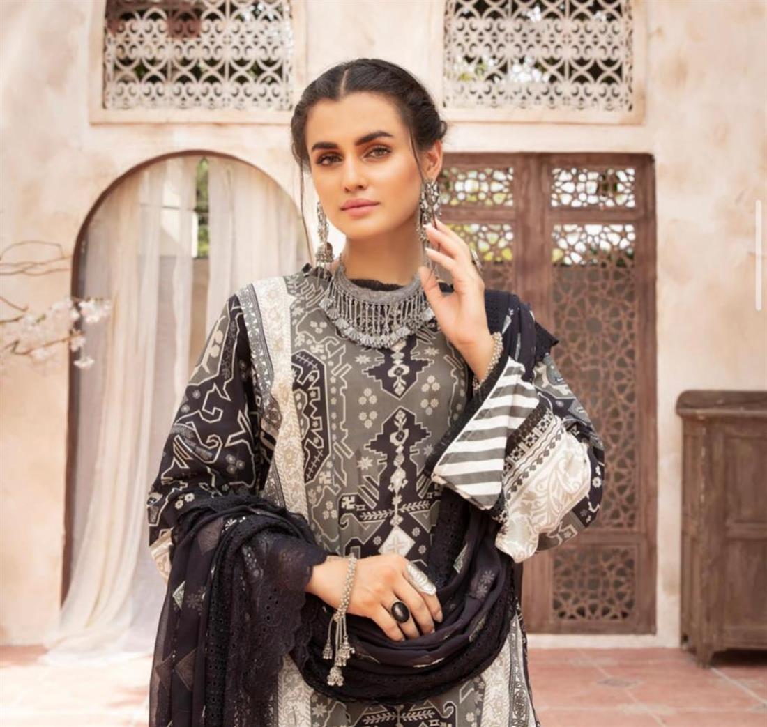 Black & Multicolour RIAZ ARTS Mahee’s and White LAWN Collection