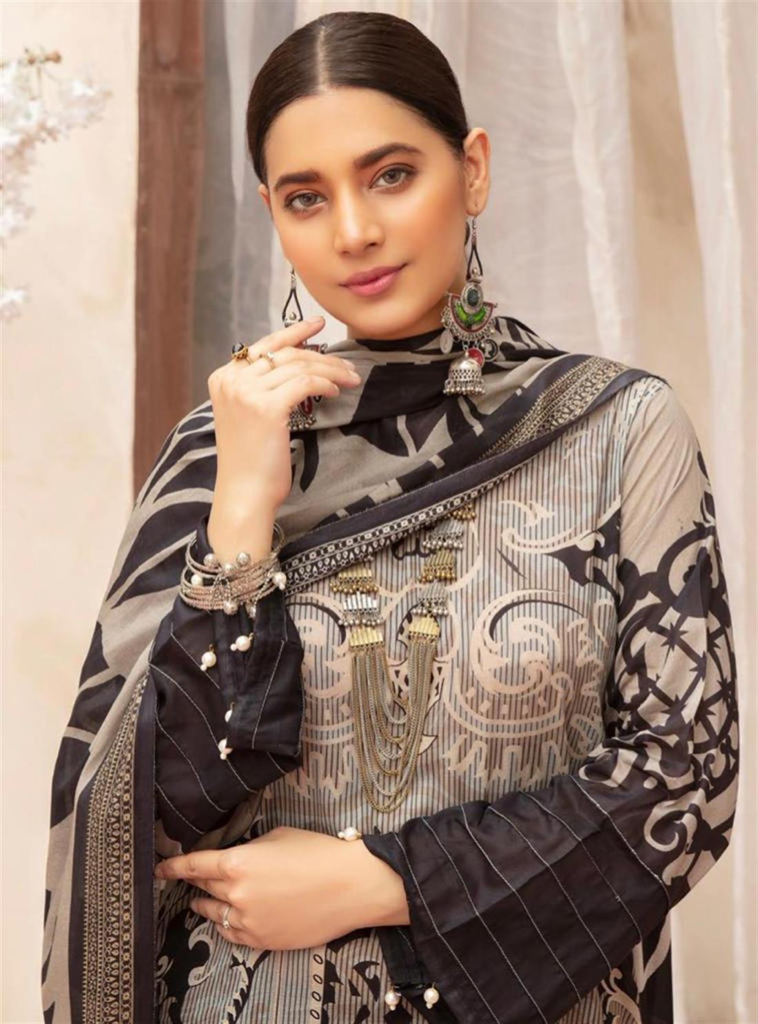 Black & Grey RIAZ ARTS Mahee’s and White LAWN Collection