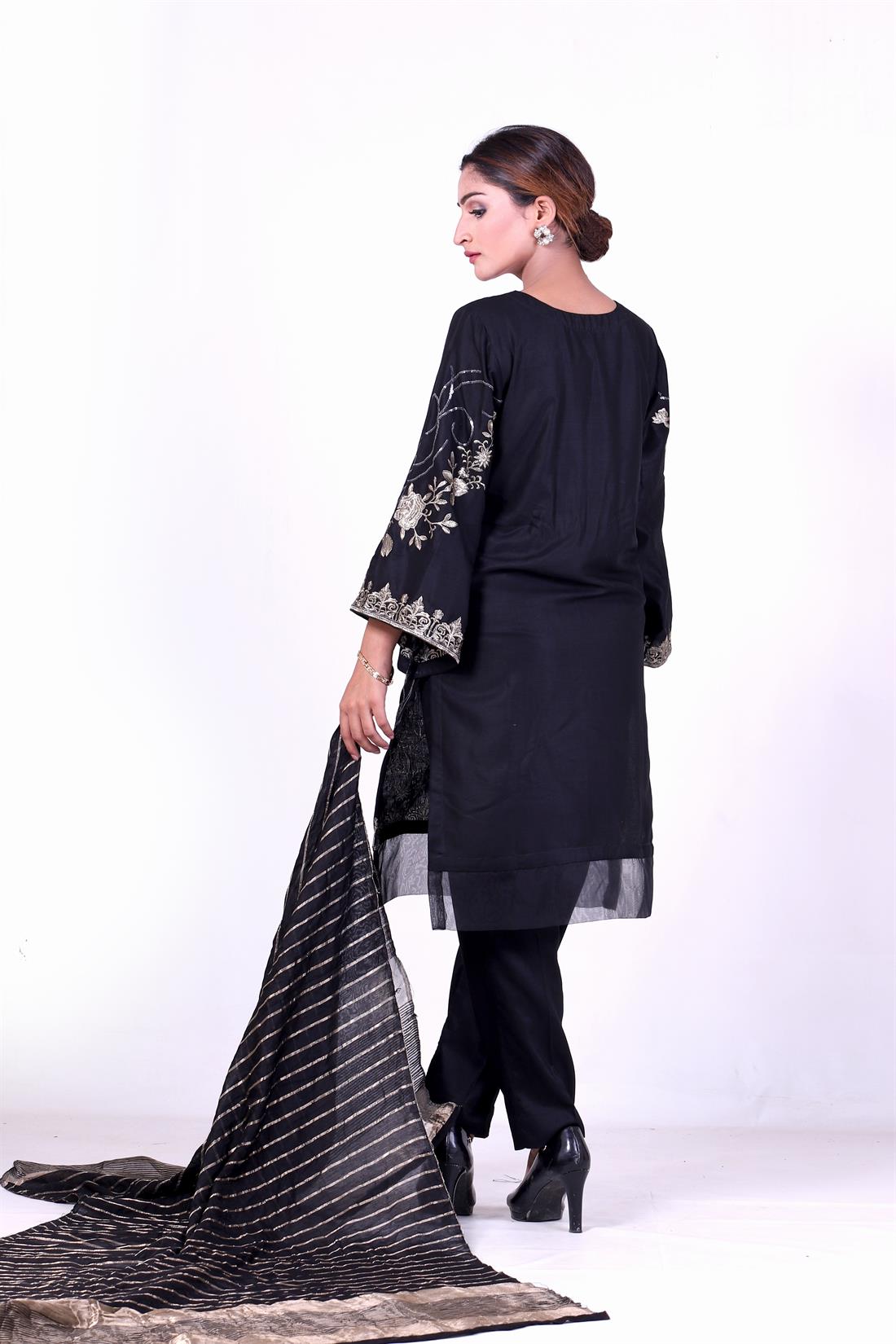 Black Embroidered Linen Shirt & Organza Dupatta