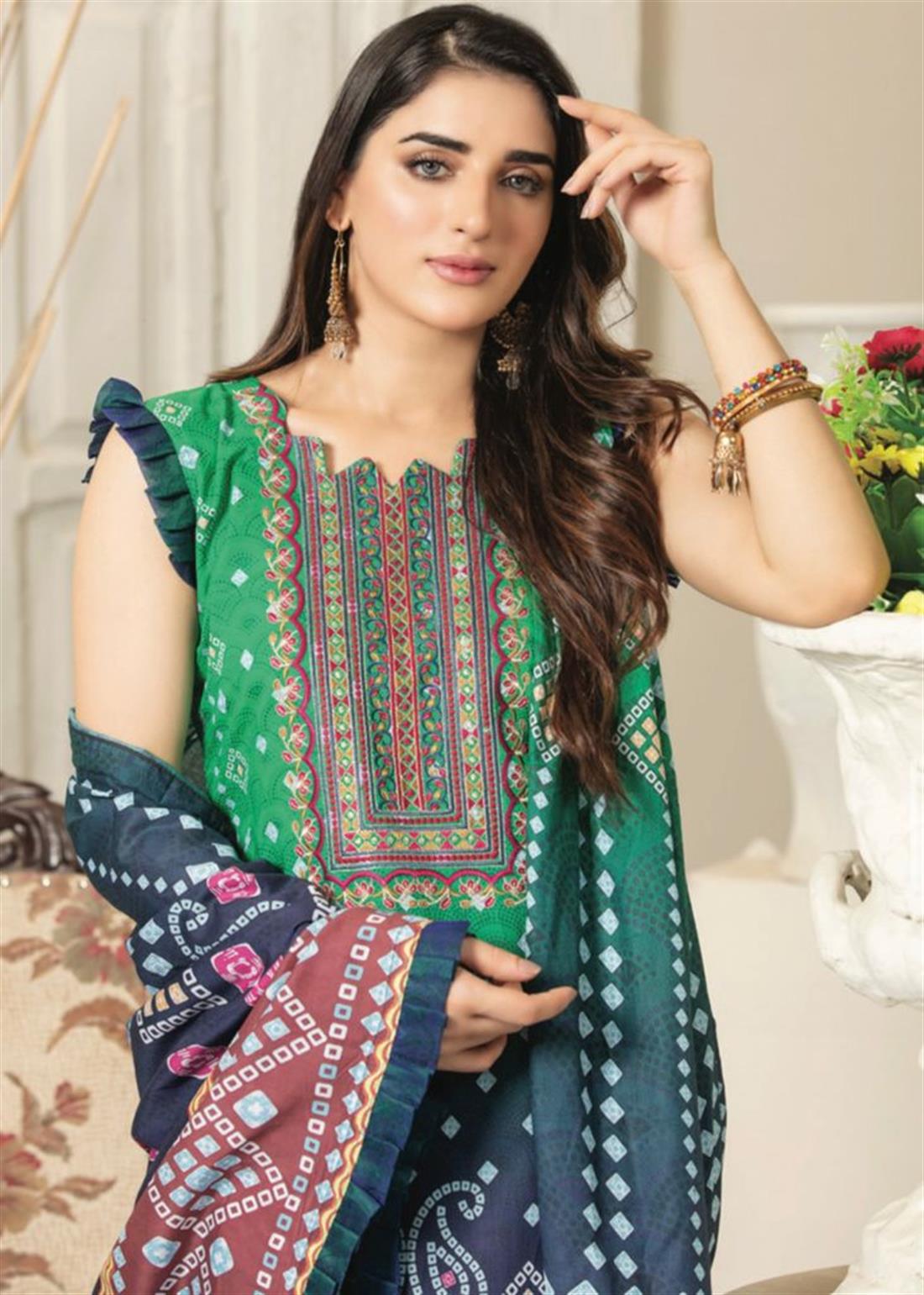 Green Embroidered Lawn Ladies Readymade