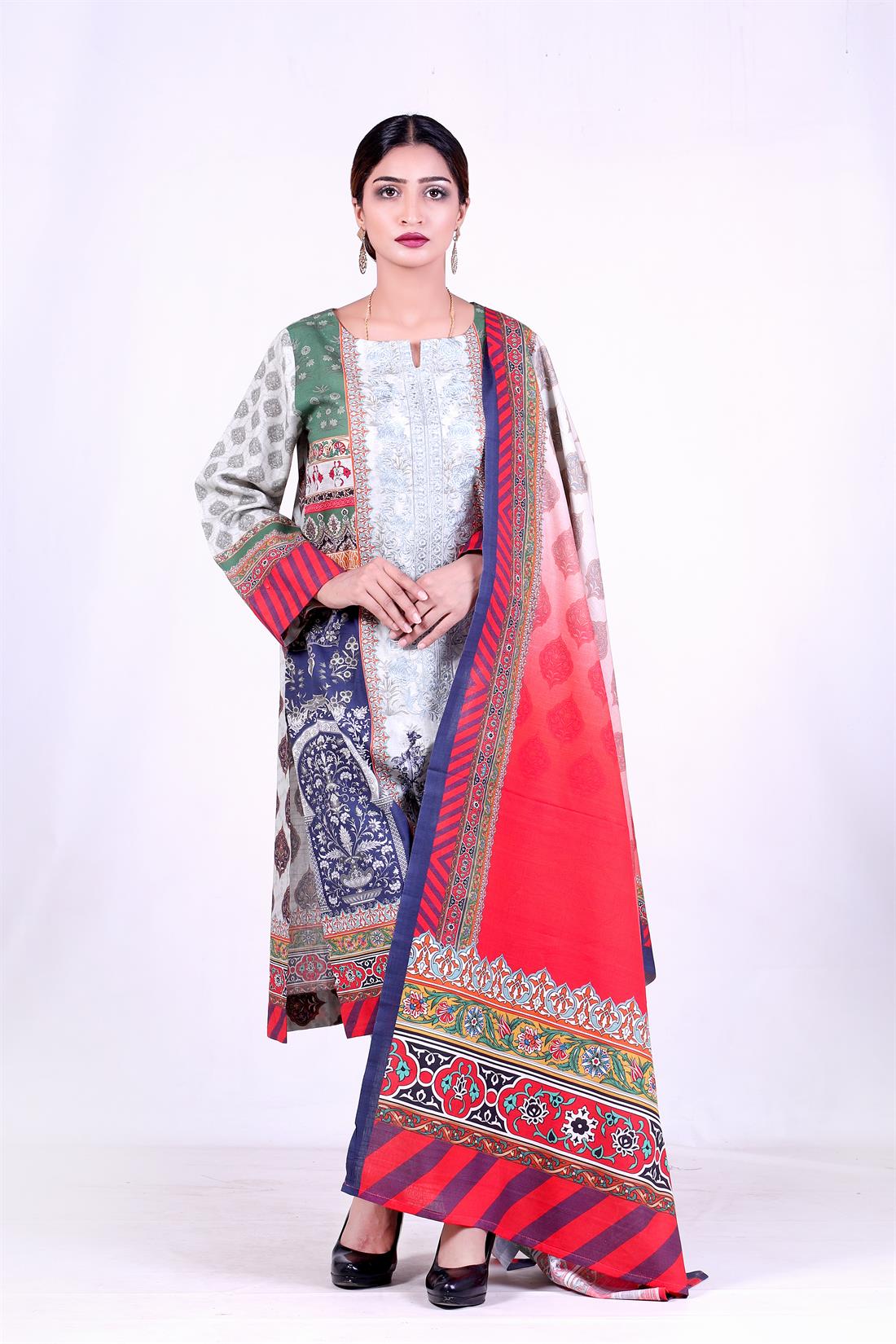 Pista Khaddar Embroidered 3 Piece Kameez with Shawl & Trouser
