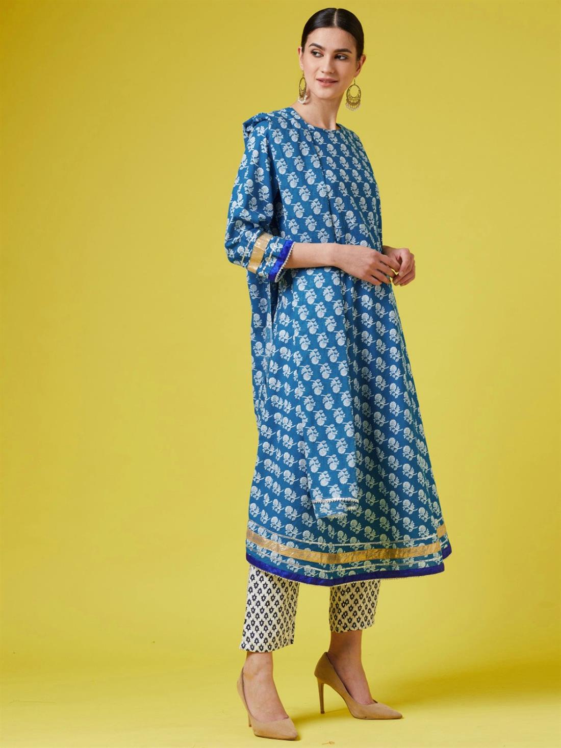 Blue Cotton Anarkali Ladies Readymade