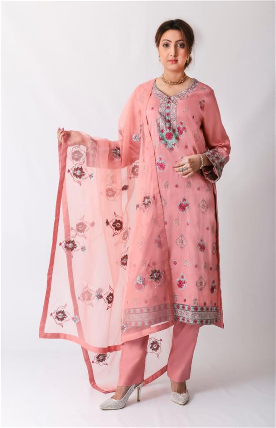 Pink Embroidered 3 Piece Linen Salwar Kameez with Organza Dupatta