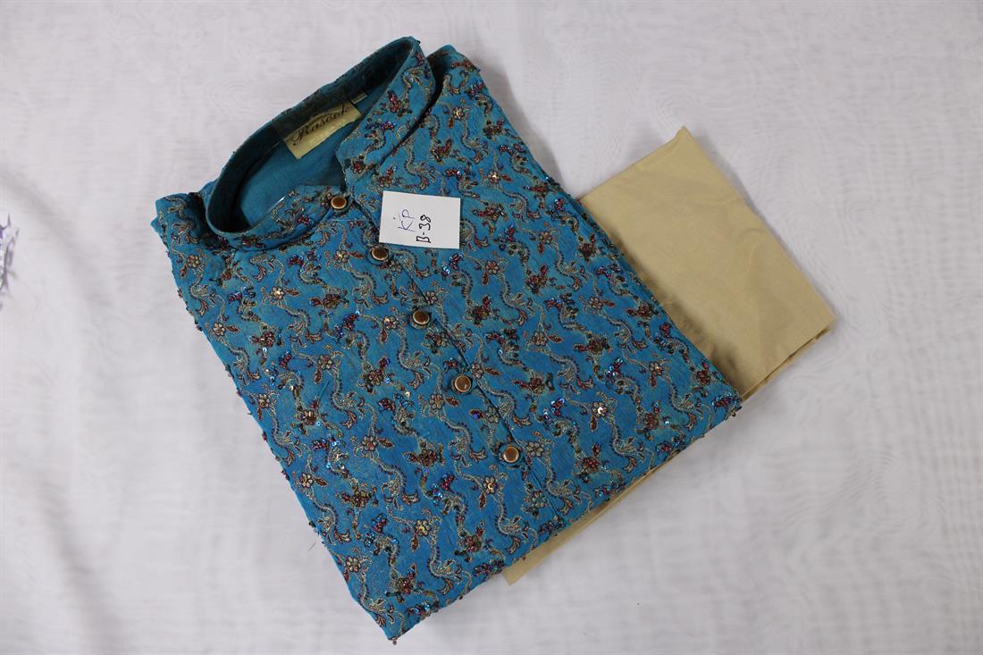 Aqua Men’s Outfit