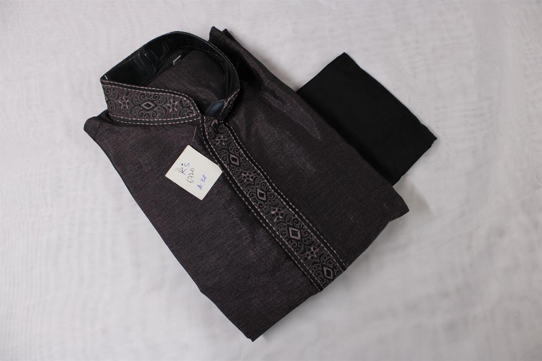 Aubergine Men’s Outfit