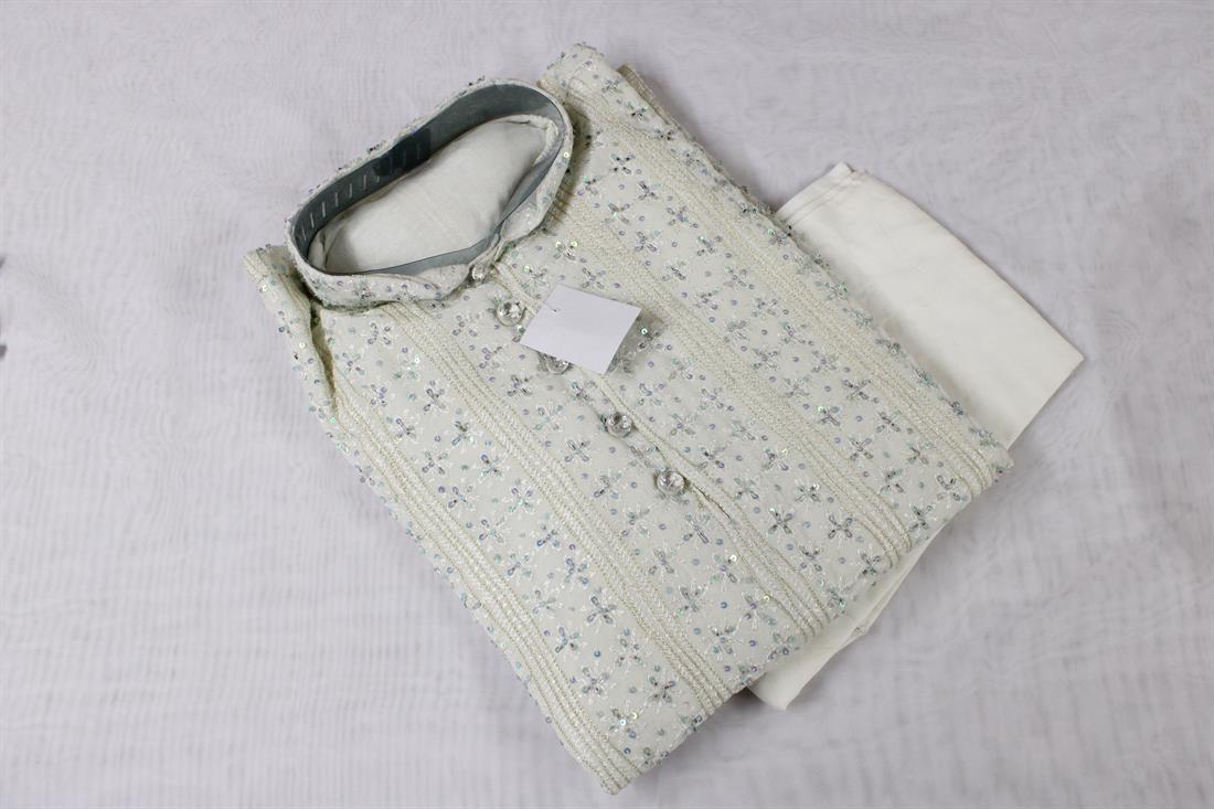 Ivory Mens Outfit