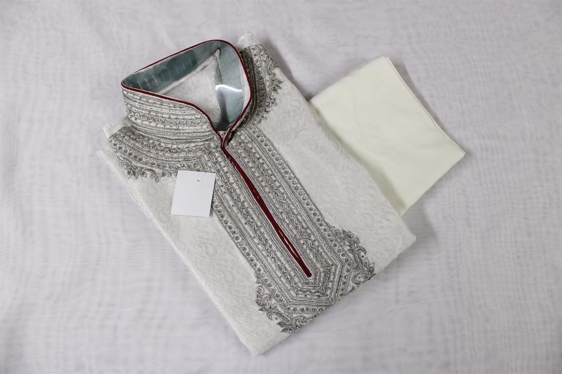 Ivory Mens Outfit