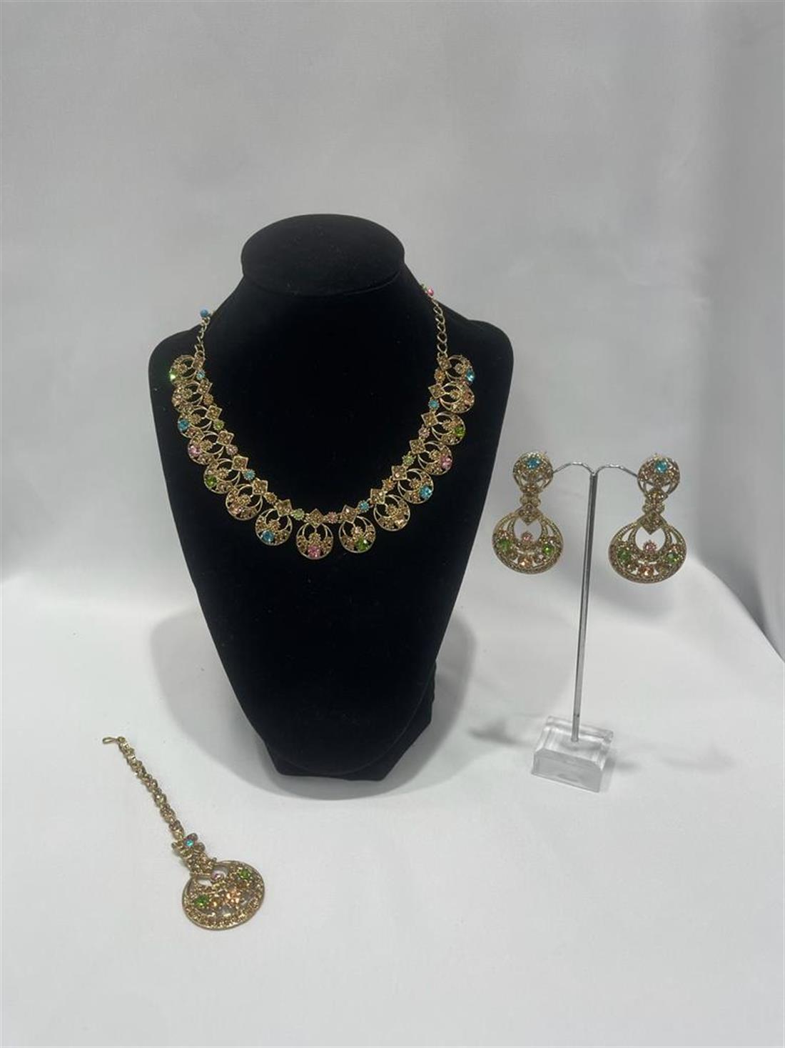 Gold & Multicolour Necklace Sets
