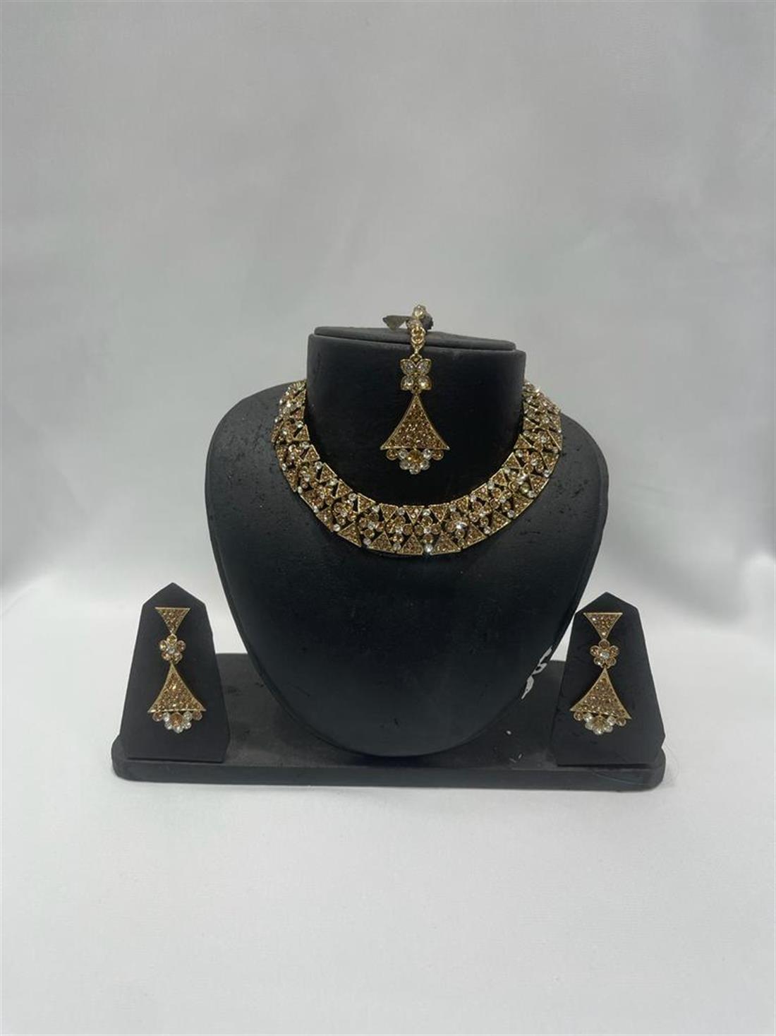 Gold Necklace Sets