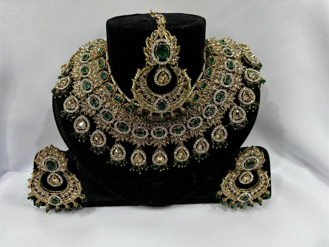 Emerald Green Necklace Sets
