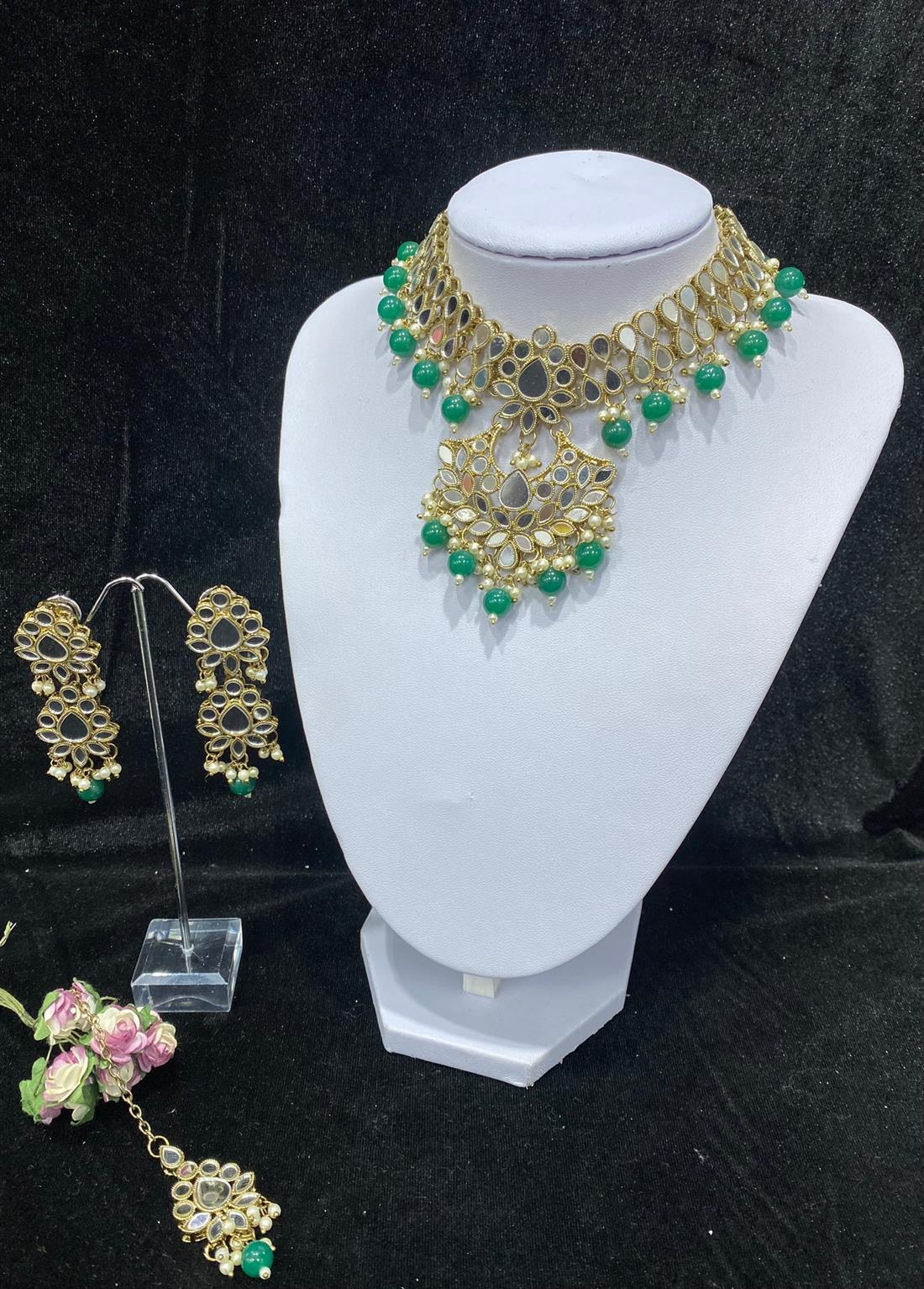 Green Necklace Sets