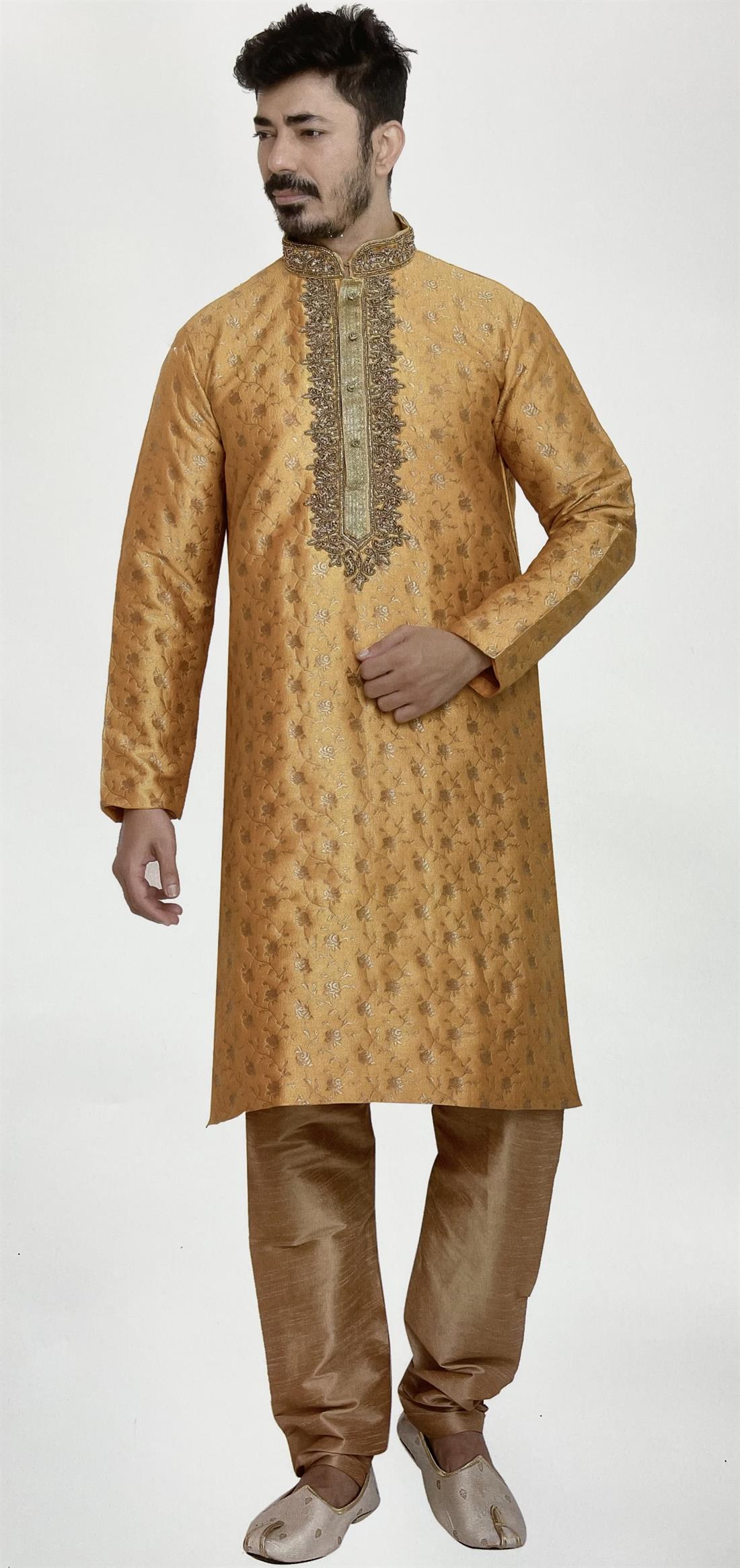 Brocade kurta pyjama with embroidery