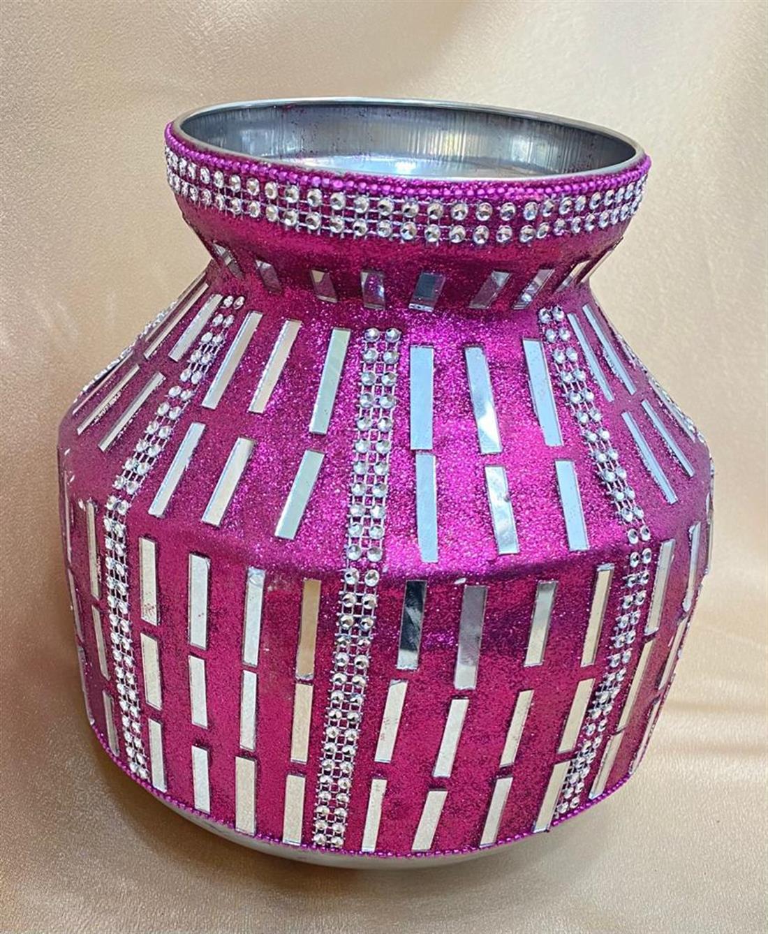 Magenta Party Shop