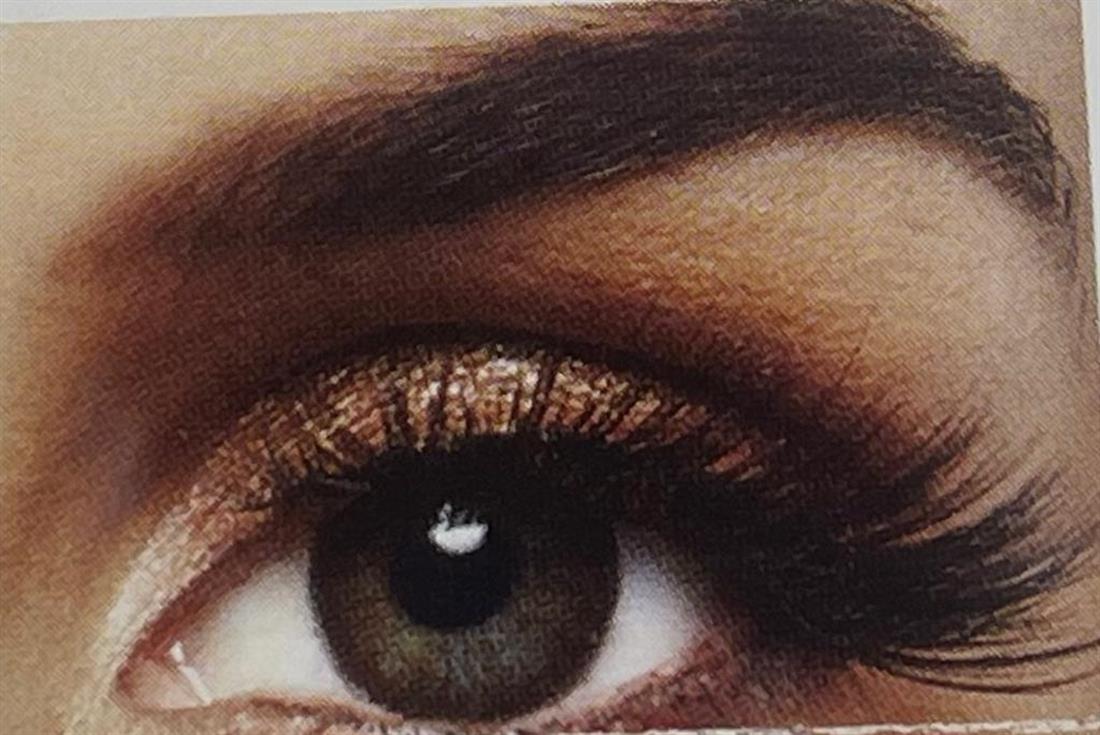 Pure Hazel Contact Lenses