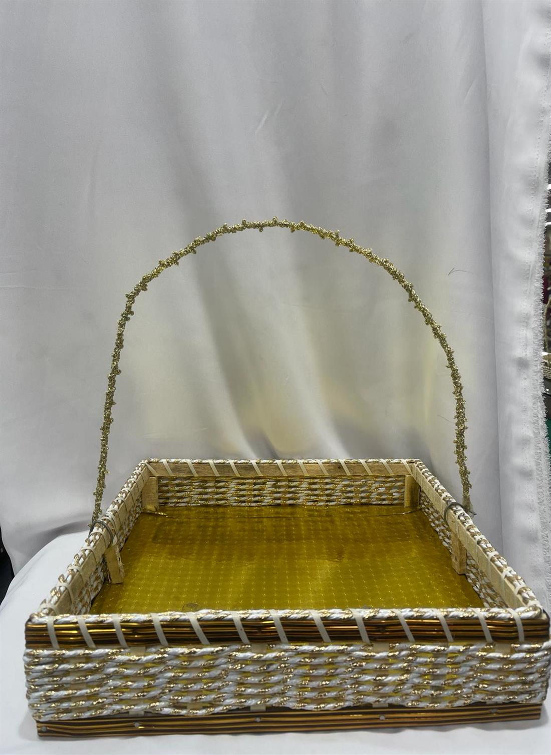 Gold & White Mehndi Trays