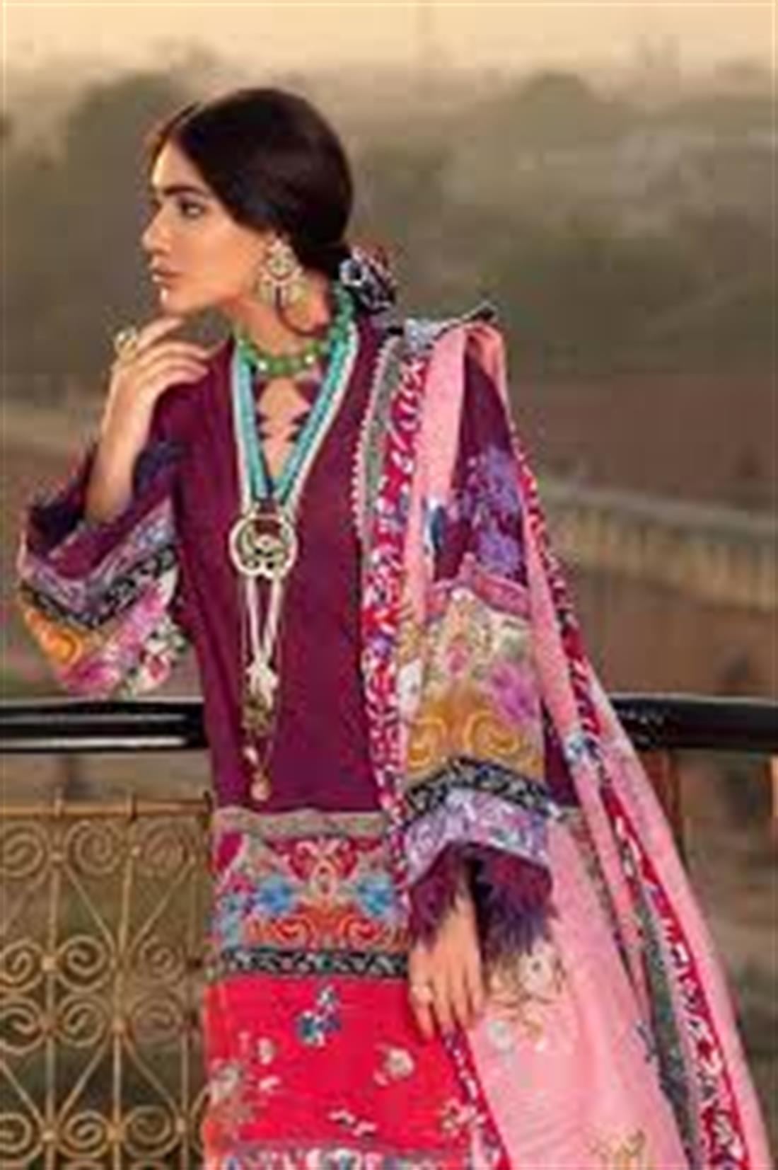 Pink & Plum Digital Print Khaddar Sana Safinaz 2 Piece Unstitched Suit