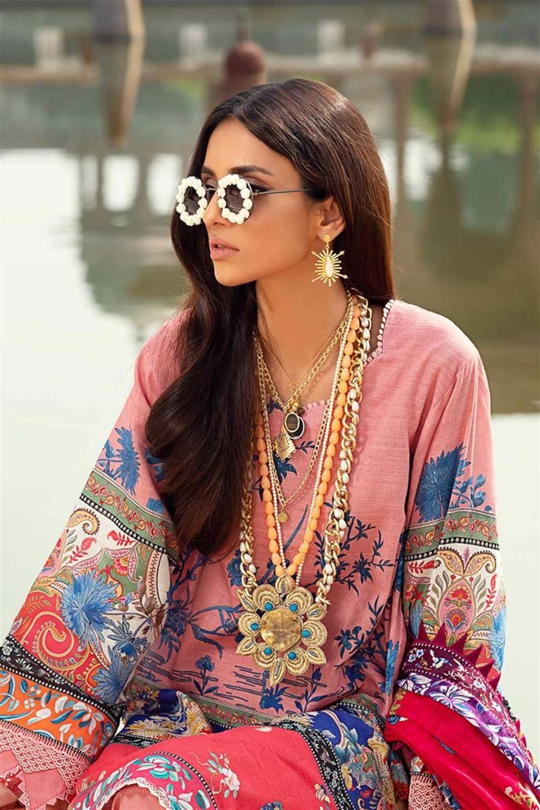 Pink Digital Print Khaddar Unstitched Suits