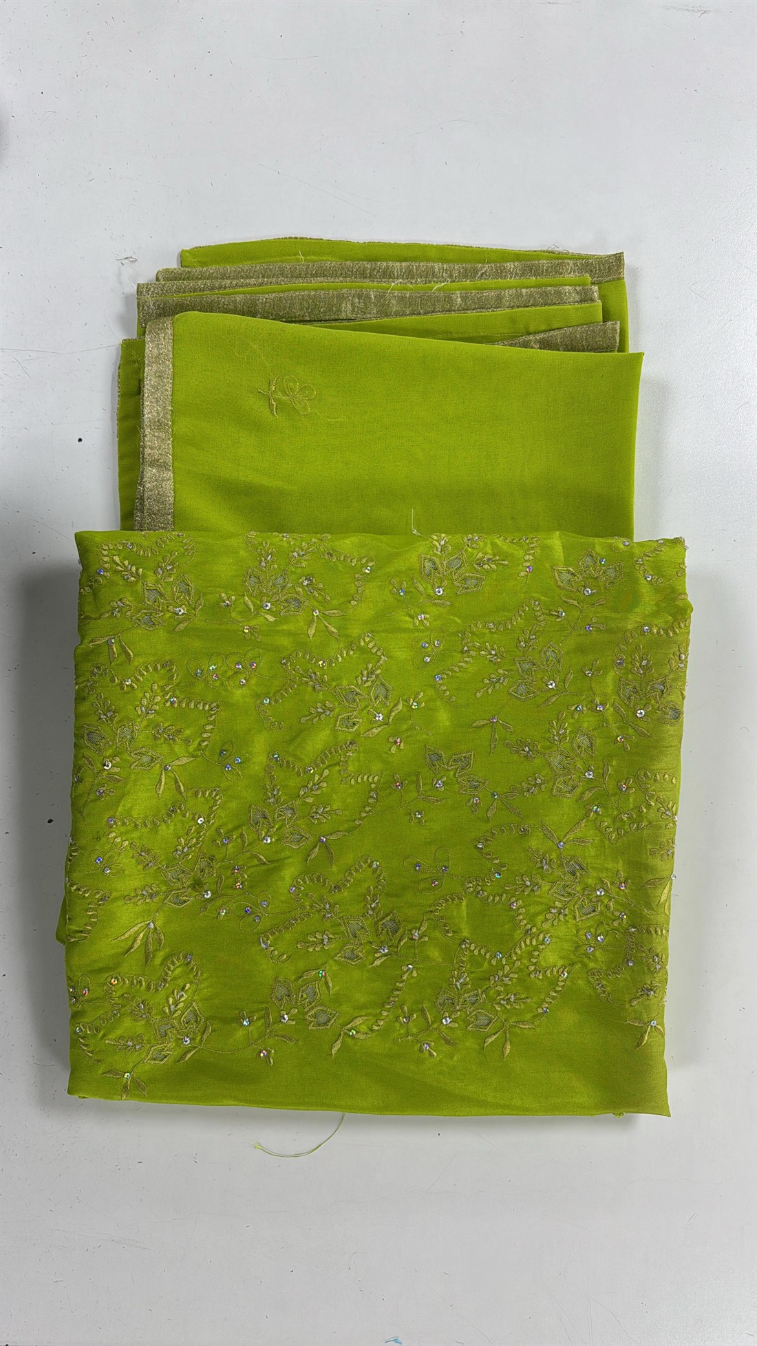 Parrot Green Unstitched Ladies Everyday Wear 3 Piece Suit