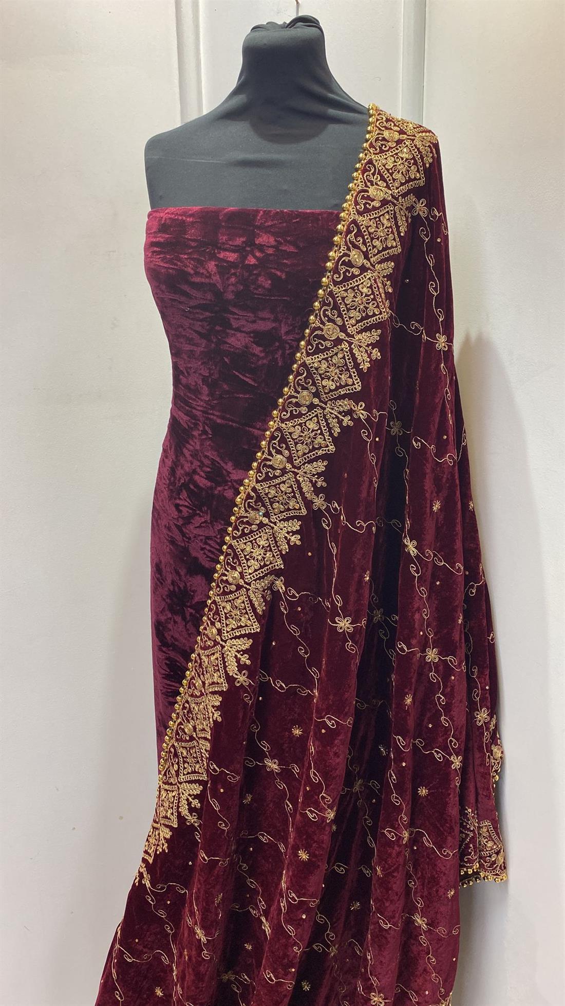 Maroon 4 Yards Velvet with Shawl