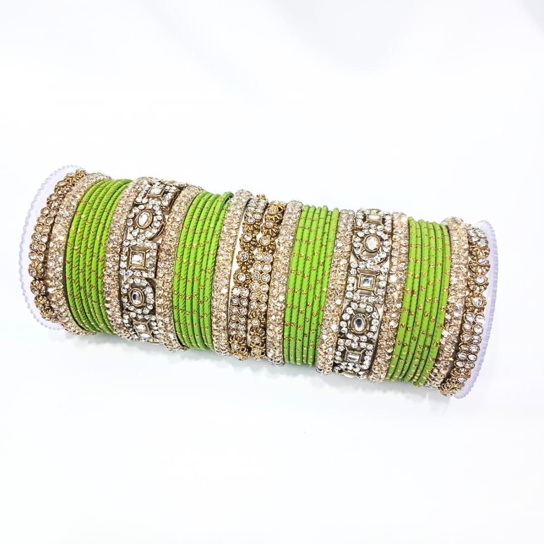 Mehndi Beautiful Designer Bangles Set.