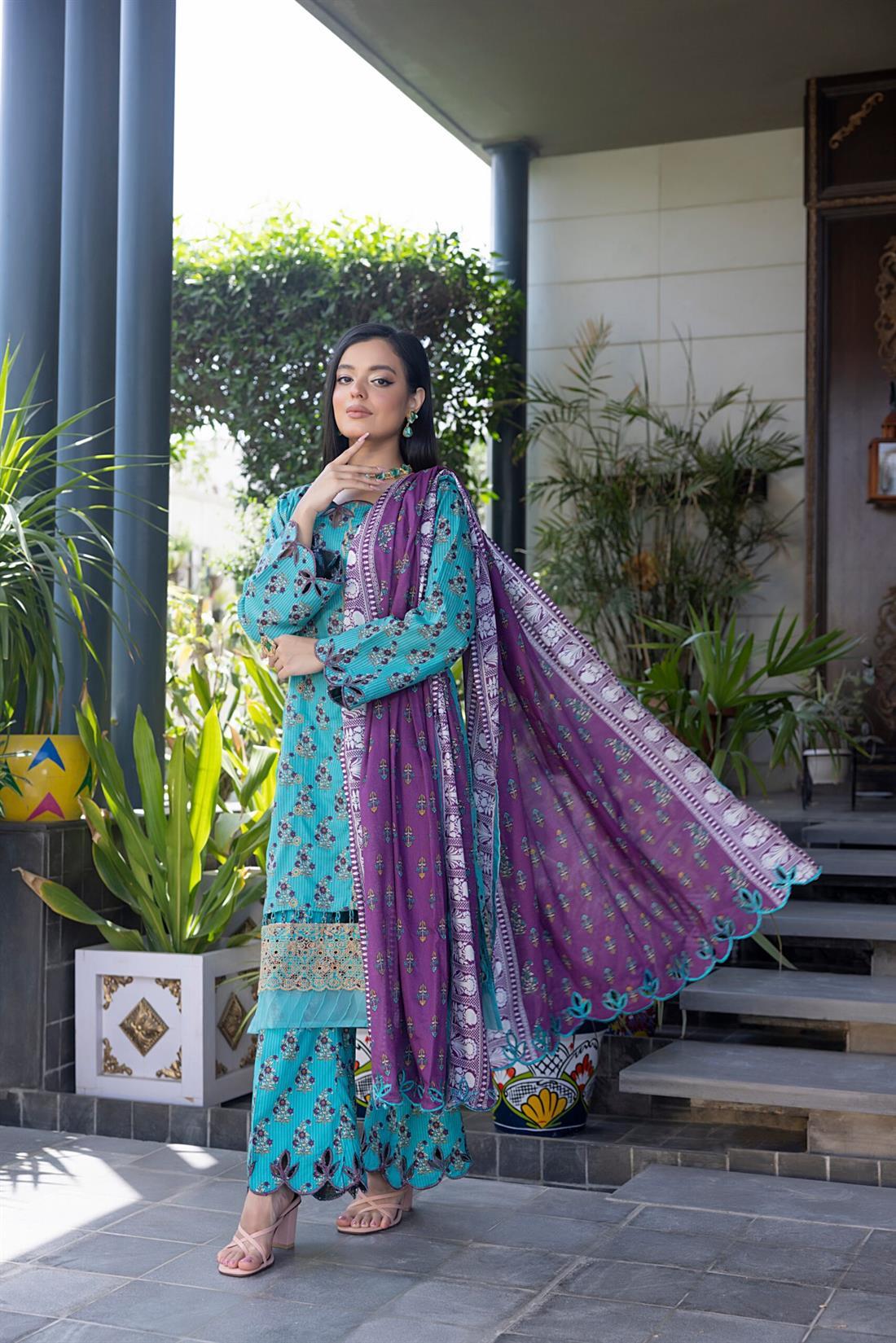 Aqua Blue Digital Print Lawn Ladies 3 Piece Suit