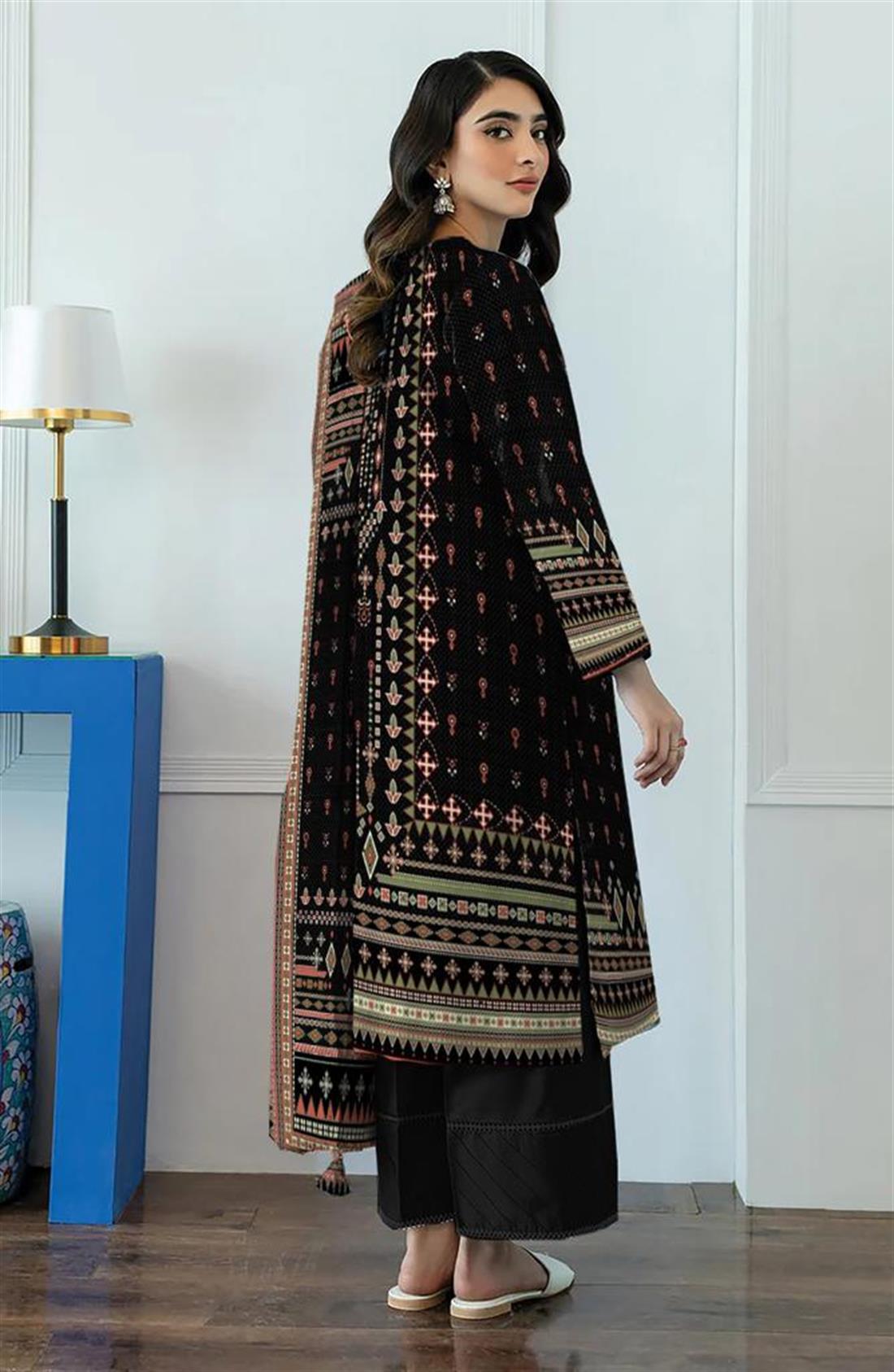 Navy Blue Digital Print Khaddar Ladies 3 Piece Suit