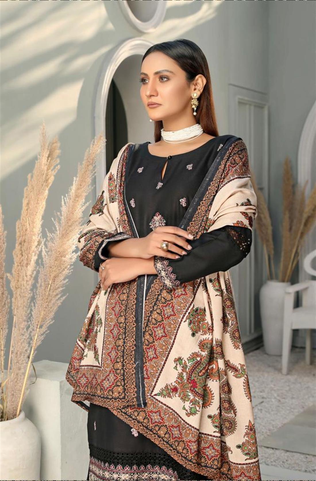 Black Lawn Ladies 3 Piece Suit