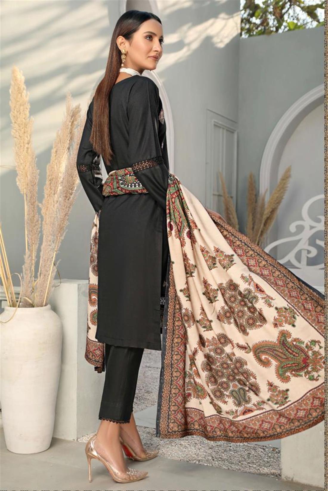 Black Lawn Ladies 3 Piece Suit