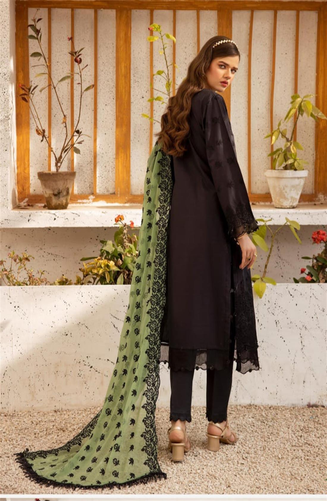 Black & Green Embroidered Chiffon Chikan Kari 3 Piece Suit