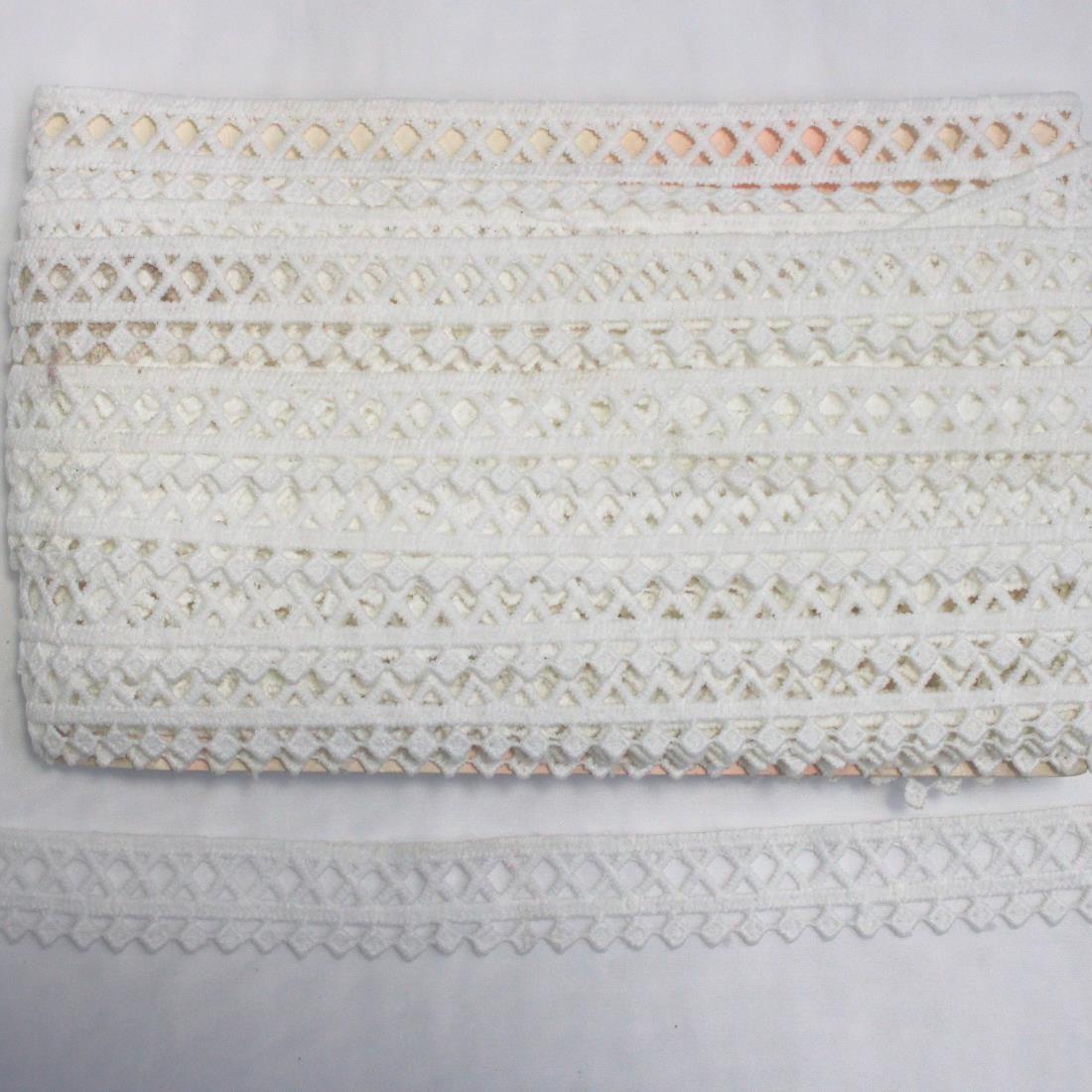 Ivory & Cream Indian Style Lace