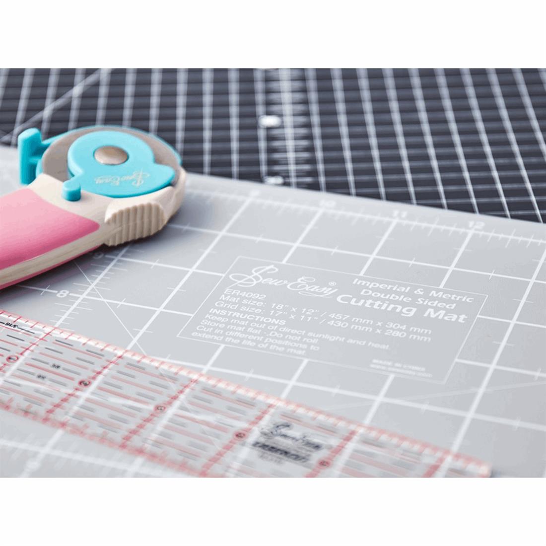 Sew Easy Medium Cutting Mat