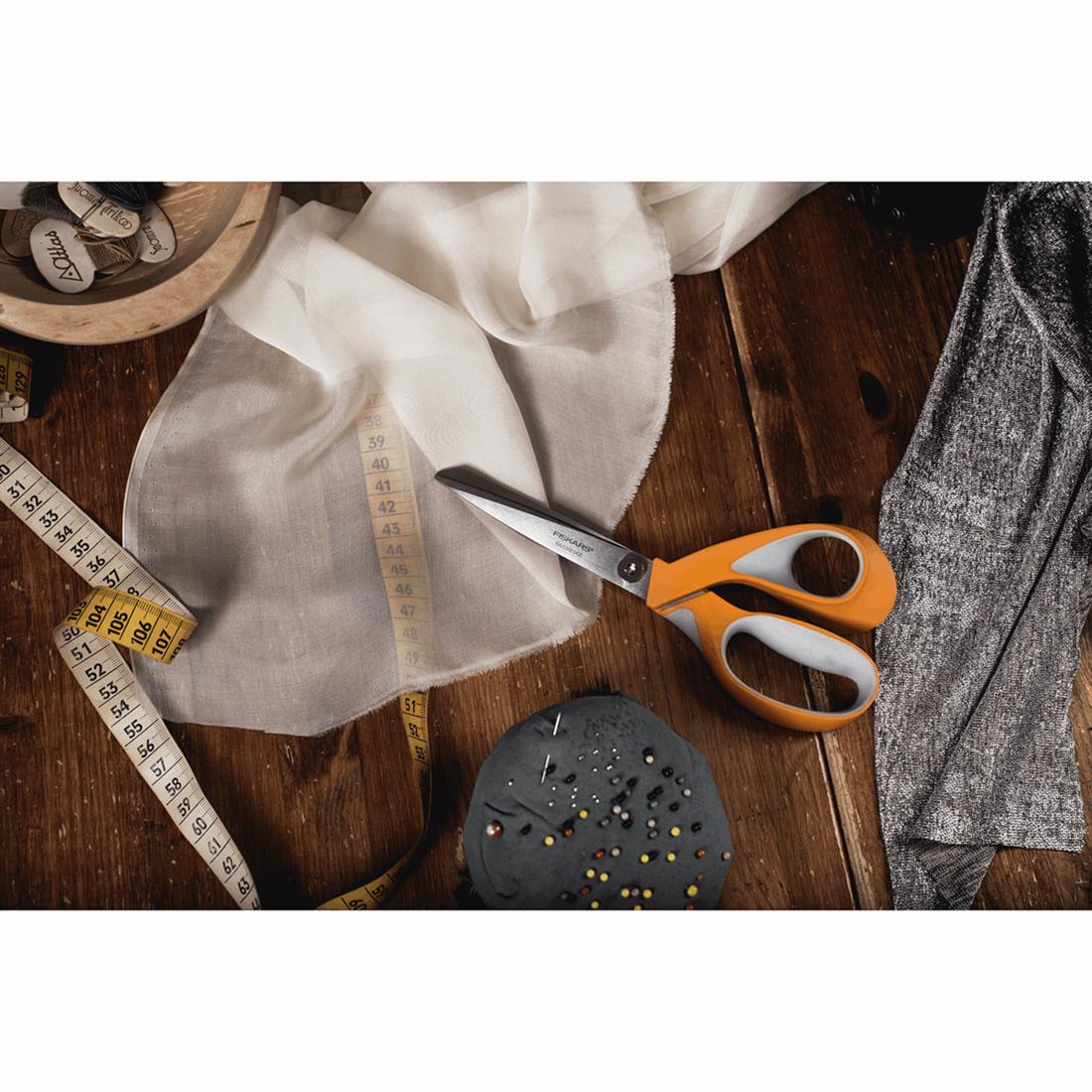 Fiskars Scissors RazorEdge Softgrip 21cm