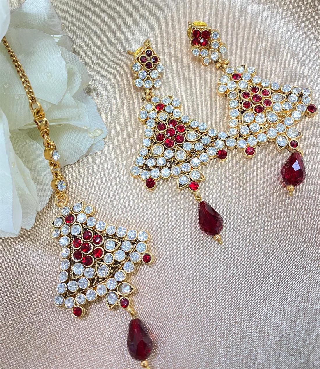 Red & Gold Stunning 3 Piece Set, Beautiful to Wear on Any Occasion.