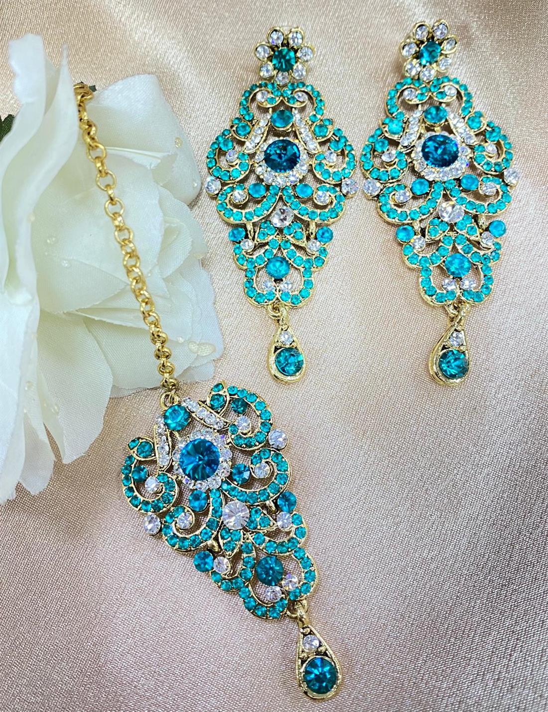 Turcoise & Gold Stunning 3 Piece Earing and Tikka Set.