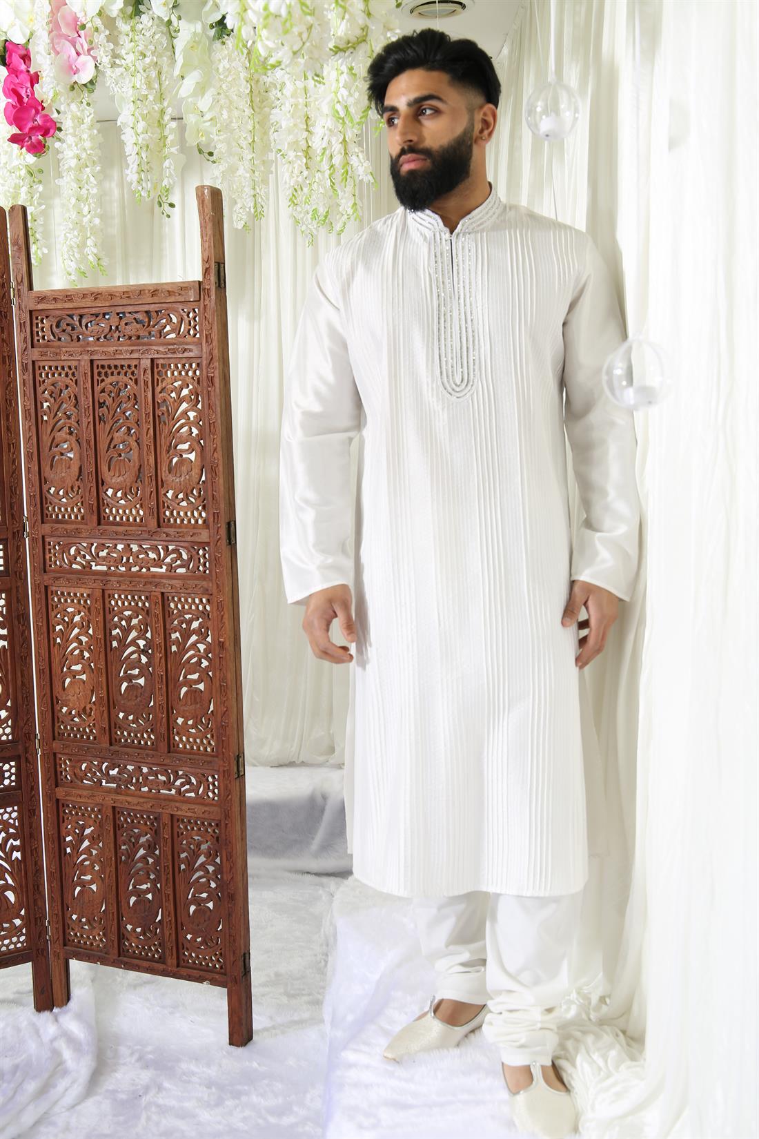 Off White Mens Kurta Pajama.