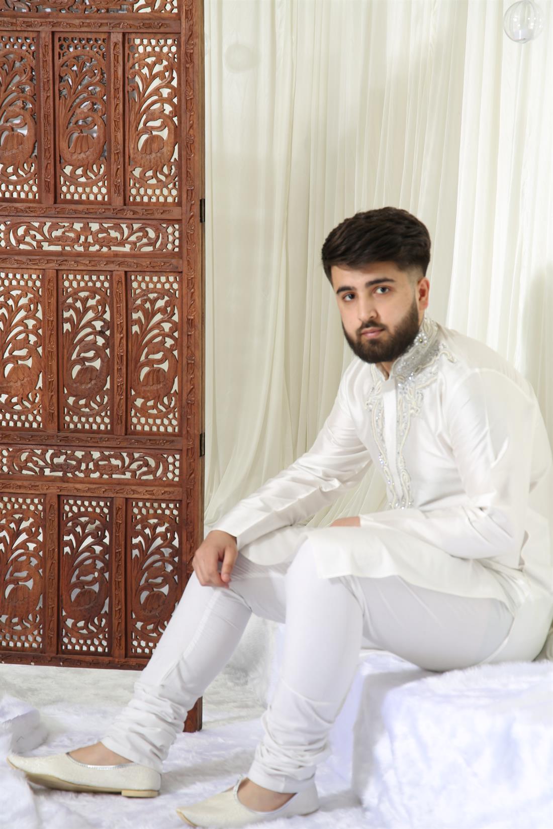 Off White Embroidered Mens Kurta Pajama