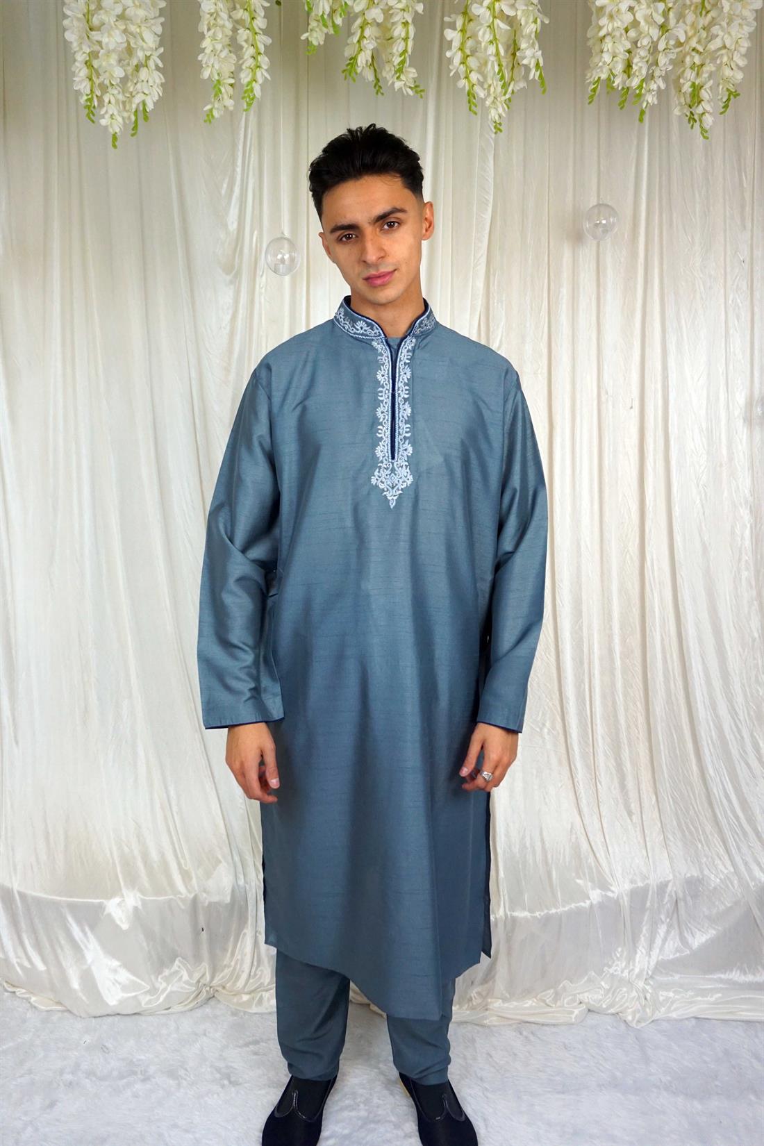 Grey Kurta Pajma with Embroidery