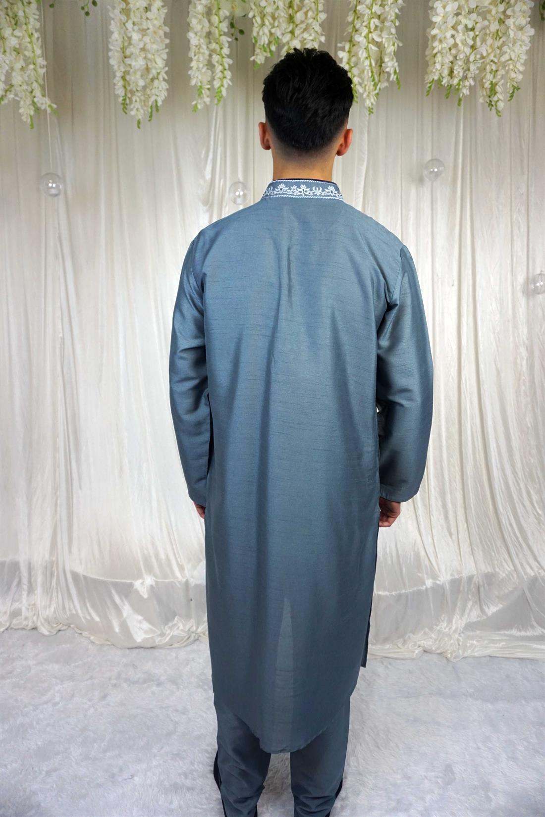 Grey Kurta Pajma with Embroidery