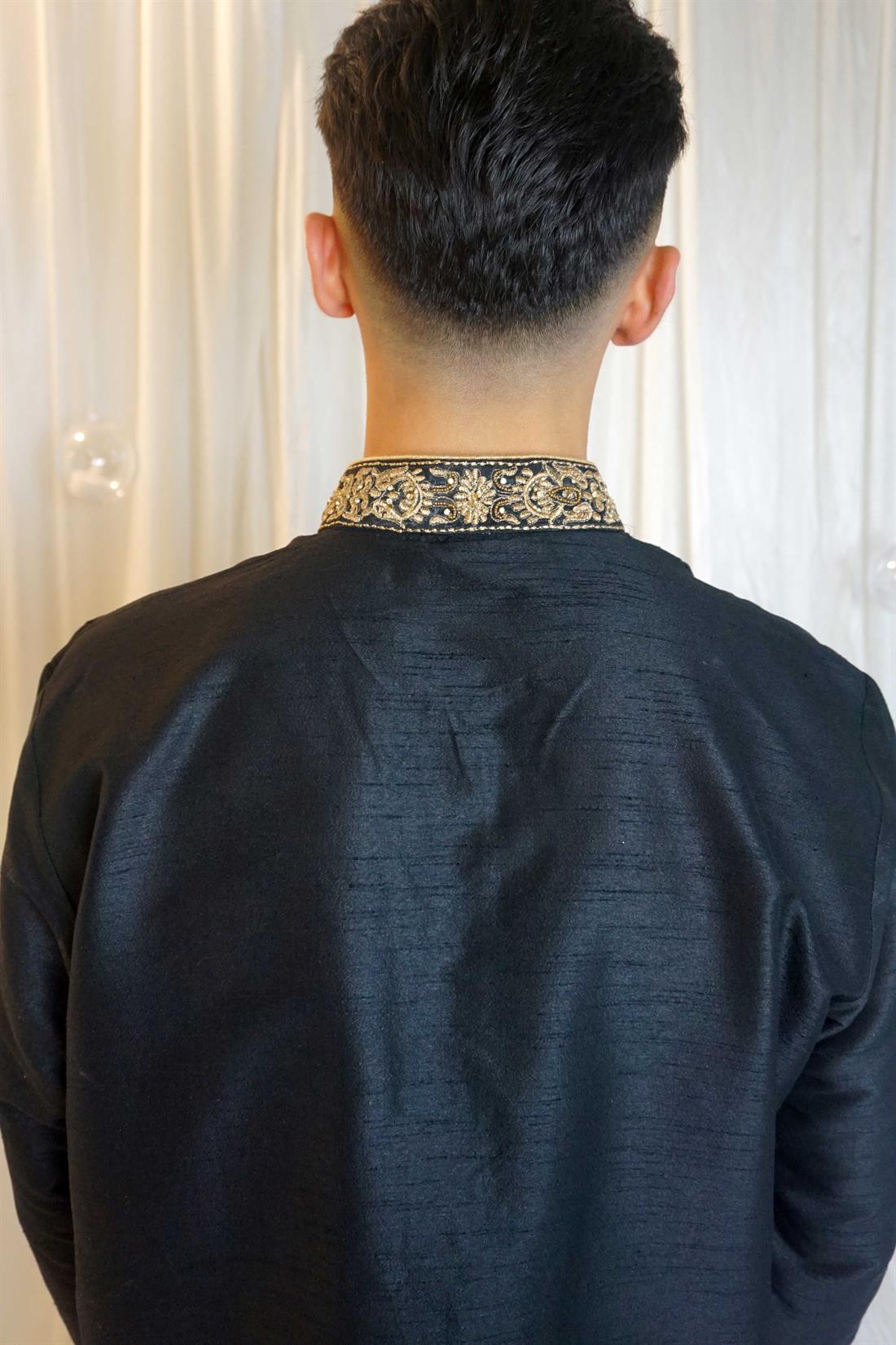 Black Embroidered Mens Kurta Pajama