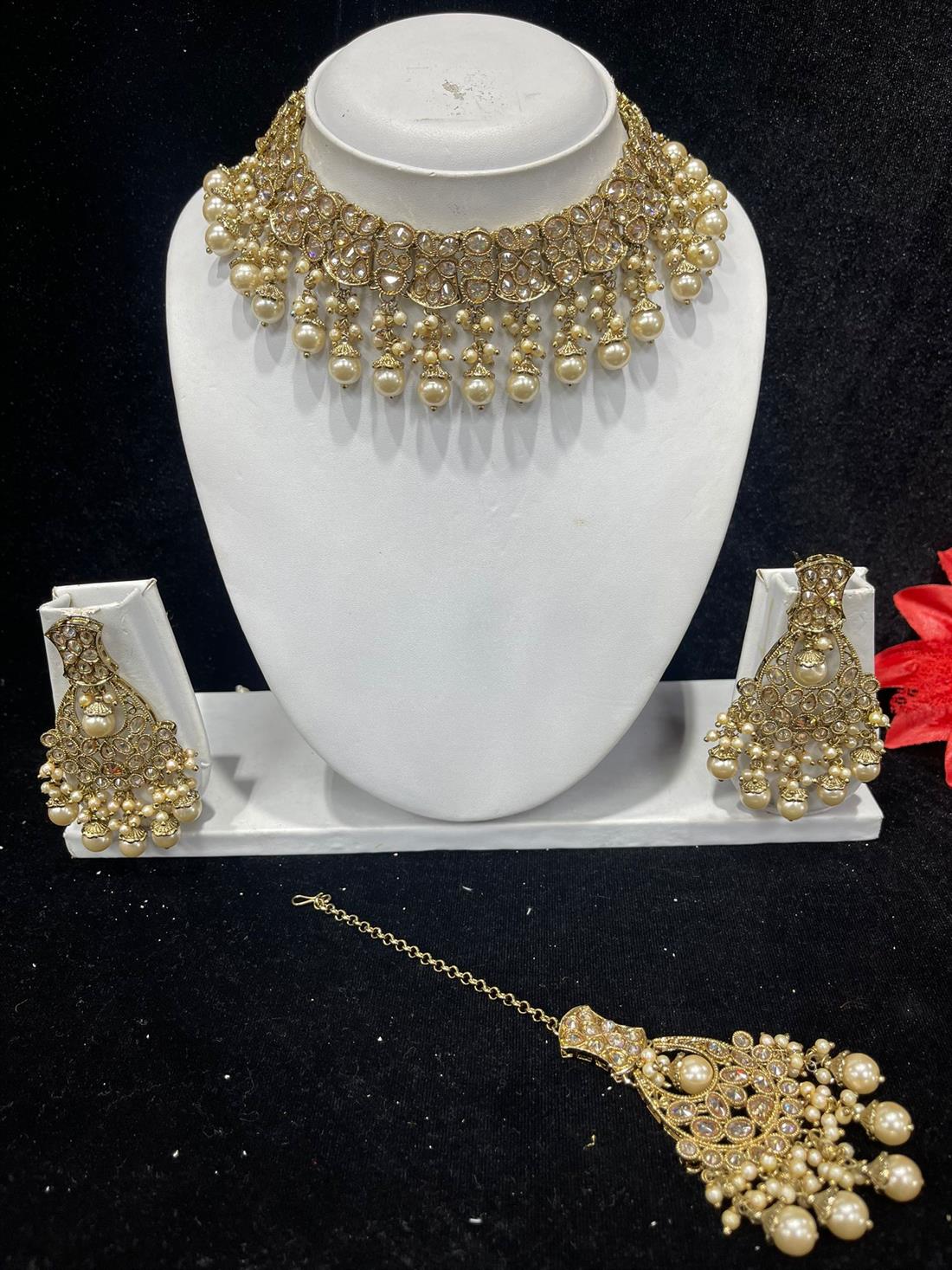 Gold Necklace Sets