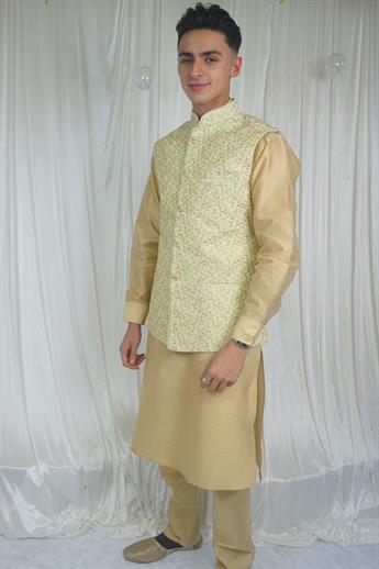 MENS BROCADE WAISTCOAT.